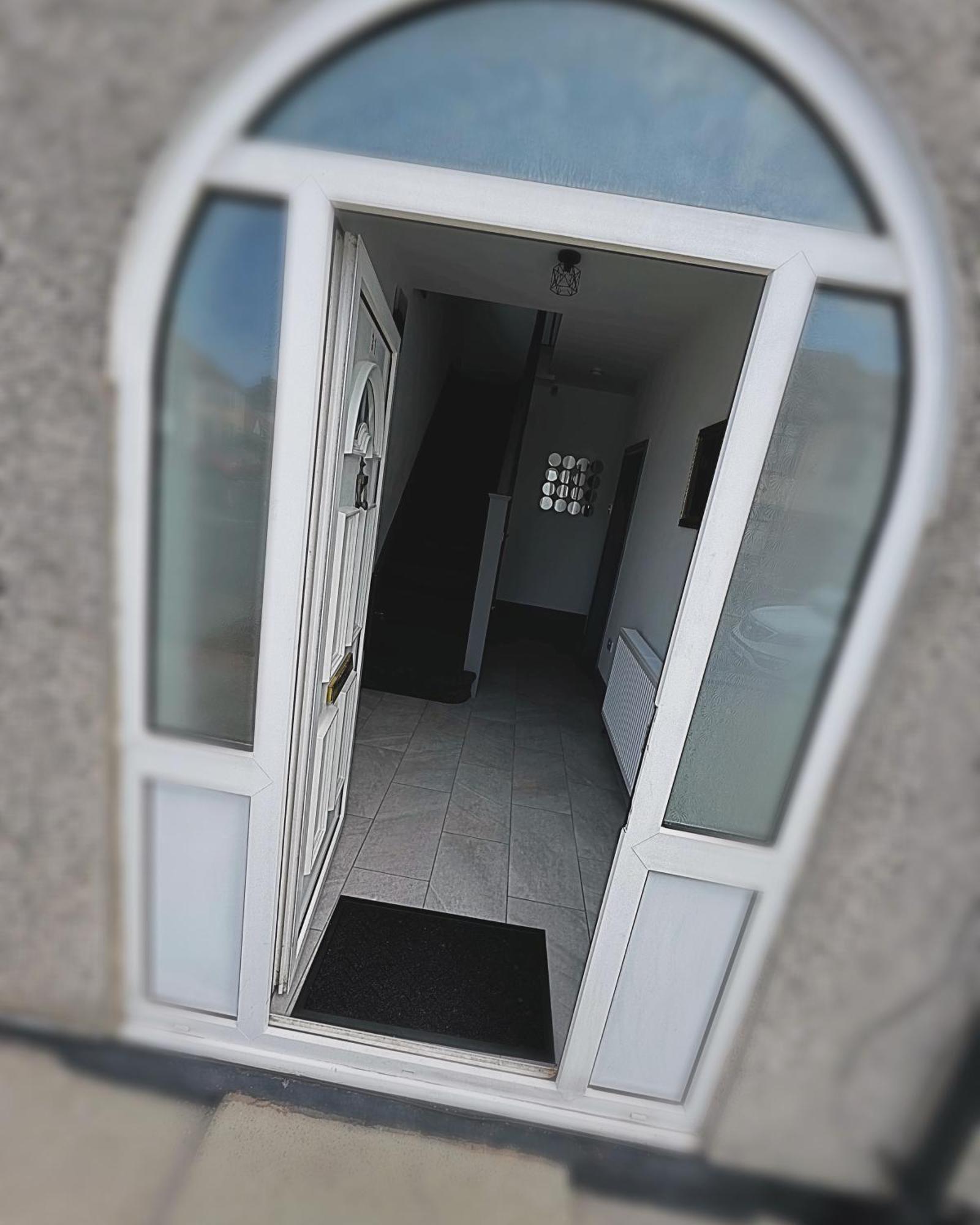 Melville House - Pet Friendly Blackpool Eksteriør billede