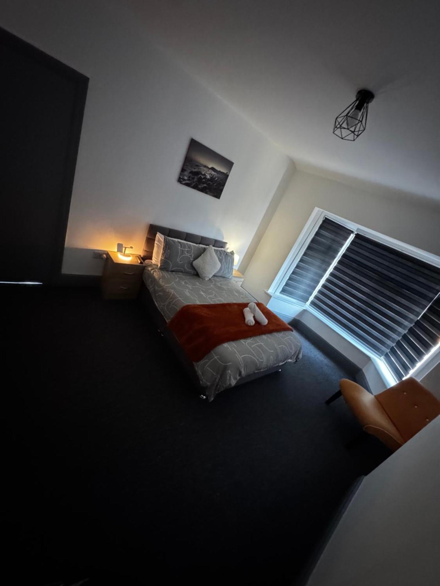 Melville House - Pet Friendly Blackpool Eksteriør billede